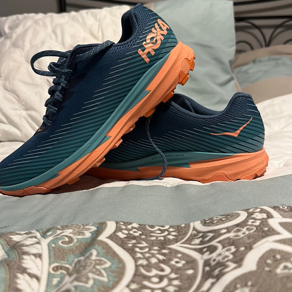 HOKA ONE TORRENT 2 Womens 9.5